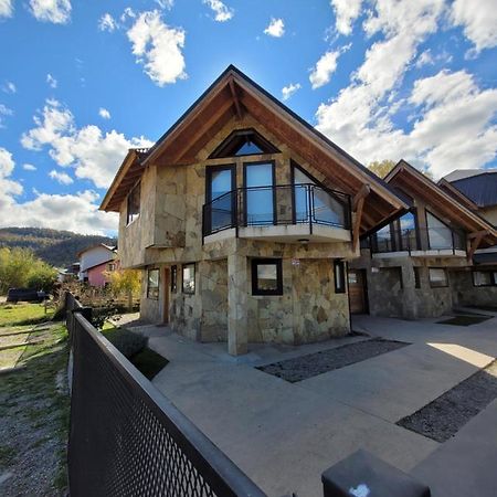 Cabanas Espacio Bandurrias San Martín de los Andes Eksteriør billede