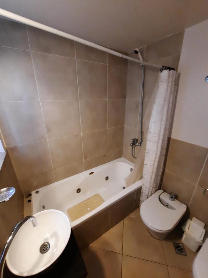 Cabanas Espacio Bandurrias San Martín de los Andes Eksteriør billede