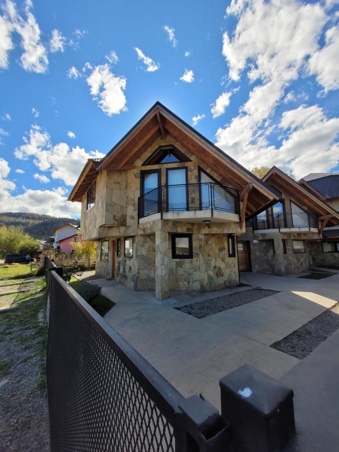 Cabanas Espacio Bandurrias San Martín de los Andes Eksteriør billede